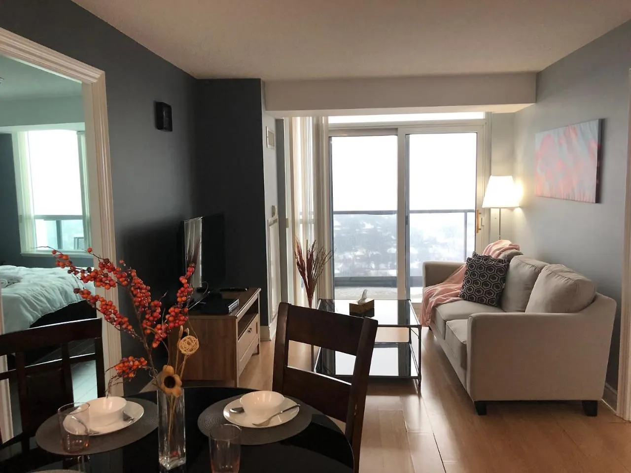 Kashaneh At Meridian Apartment Toronto  Vaughan