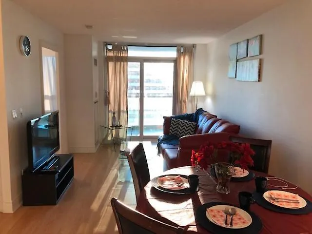 Kashaneh At Meridian Apartment Toronto
